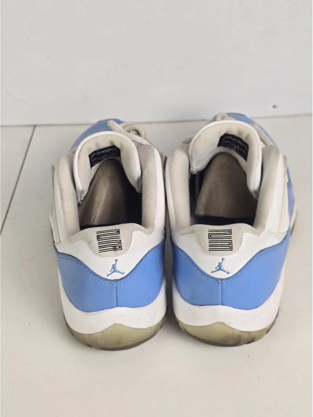 Air Jordan 11 Low University Blue White Men's Basketball Shoes Size 10.5 Used